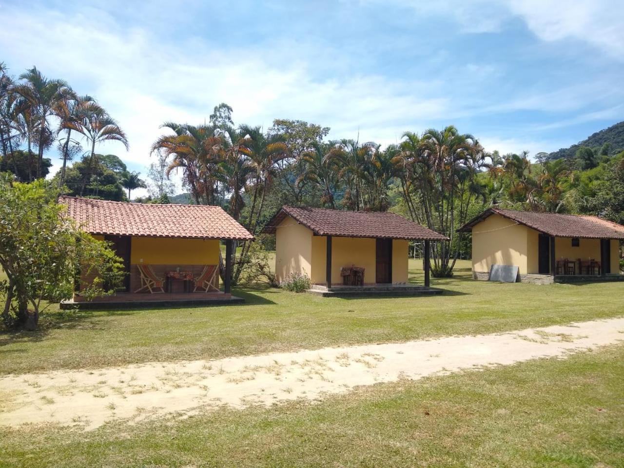 Pousada Vale Encantado Do Sana Hotel Macae Exterior photo